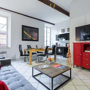 Ste Reparate F4 Moderne, Design, Place Rossetti, Heart Old Town Apartment Nizza